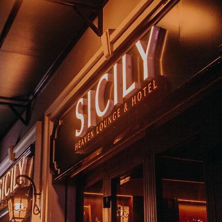 Sicily Hotel Фу Куок Екстериор снимка