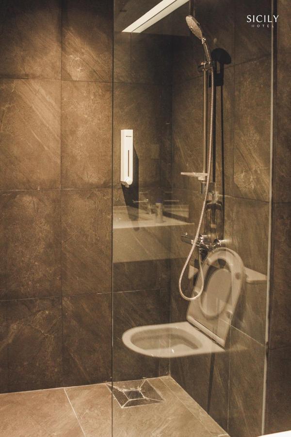 Sicily Hotel Фу Куок Екстериор снимка