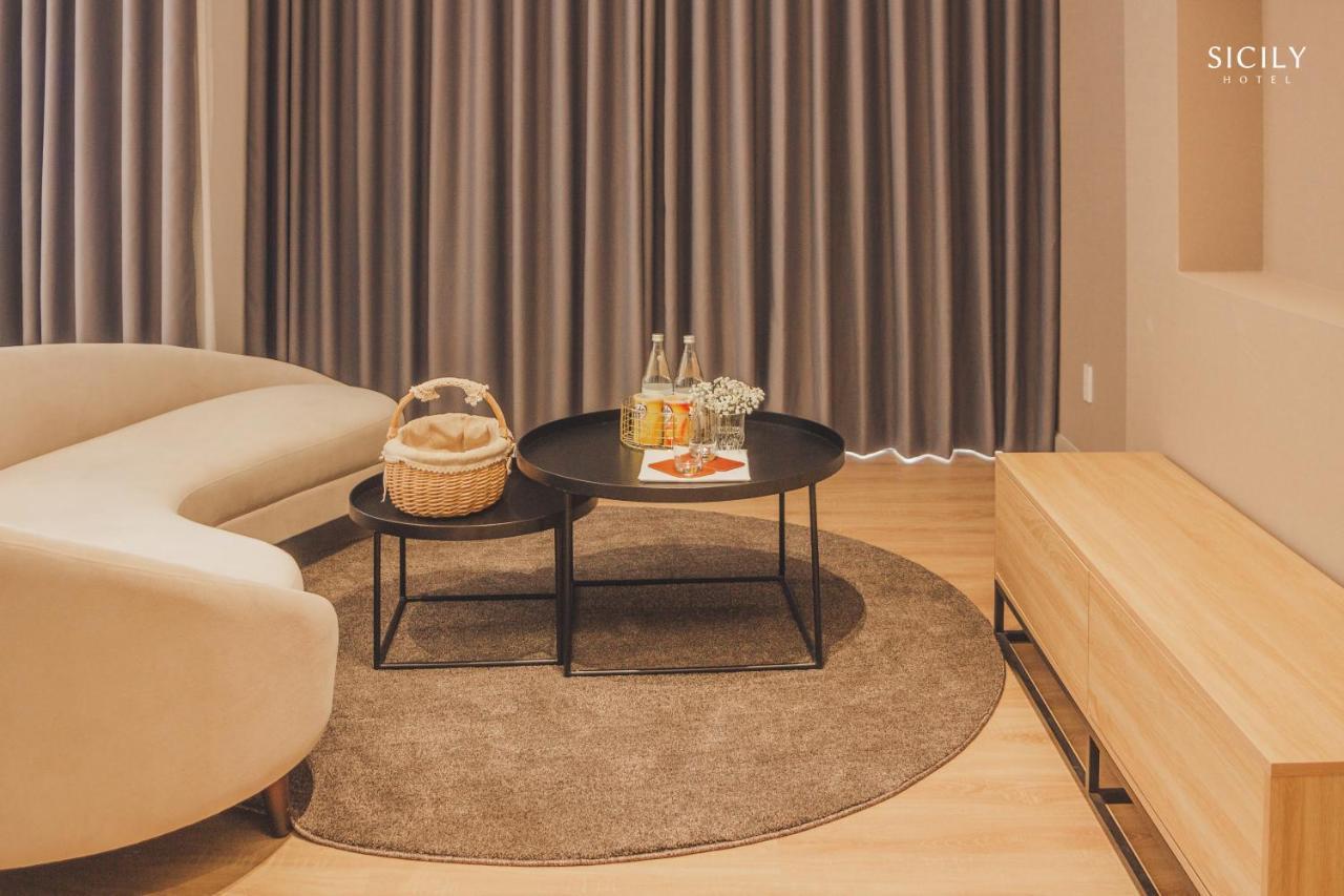 Sicily Hotel Фу Куок Екстериор снимка